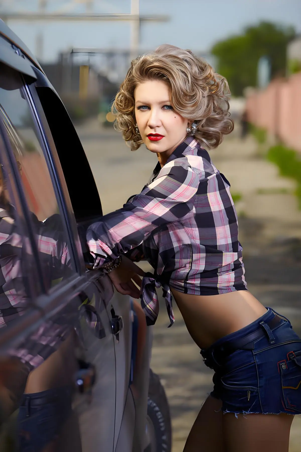 2025高分伦理片《夏日搭车客》-HD高清免费观看-完整版无广告未删减在线