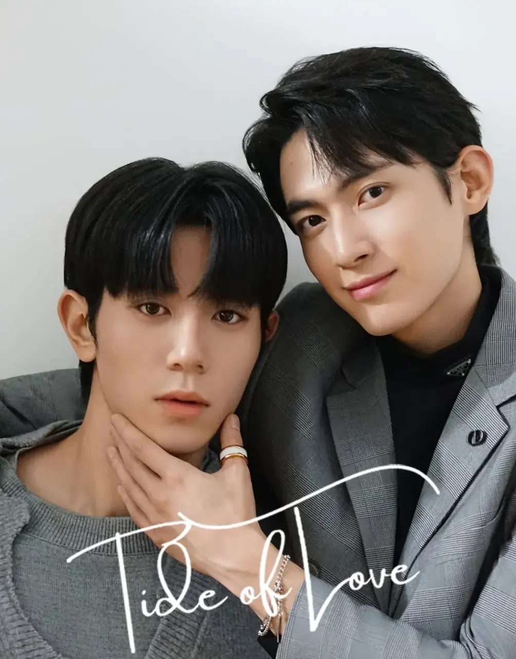 2025高分双男主短剧《涨潮时接吻》-完整版高清免费在线观看-青春爱情题材HD画质-全网首发资源