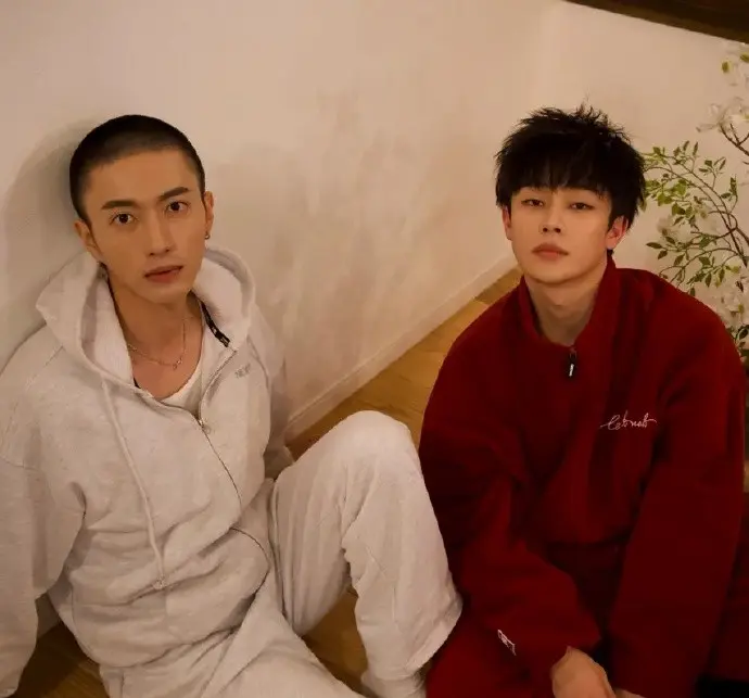 《这见鬼的工作》短剧全集免费观看-《这见鬼的工作》在线播放HD1080P-双男主无广告国语完整版