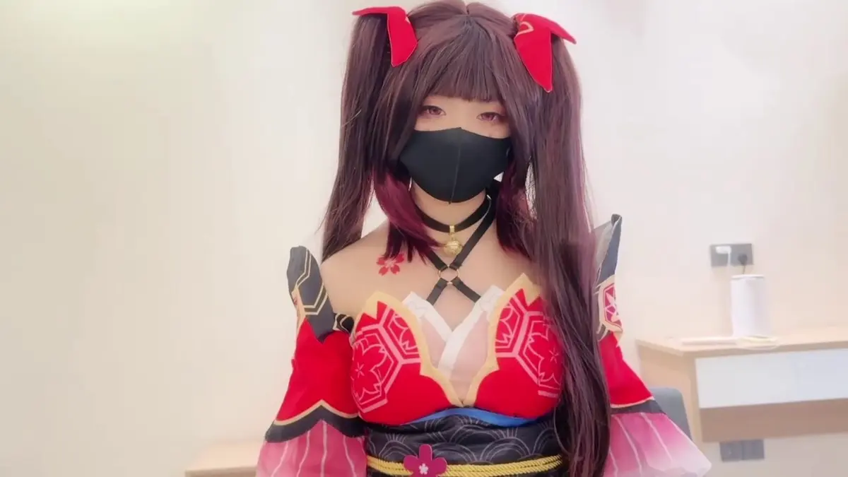 《小欣奈》超清神里绫华cosplay在线播放-小欣奈化身原神人气角色-1080P高清画质免费观看-全网最火cosplay视频