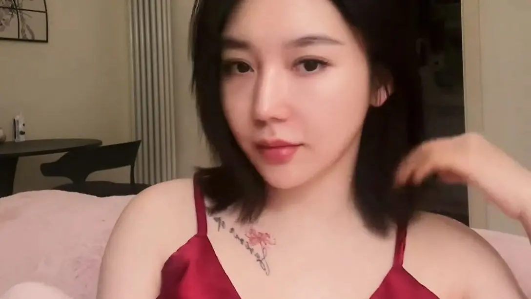 教母eliy3人行资源完整版在线免费观看-4K超清画质全集-偷偷点开这个资源后我整个人都傻眼了