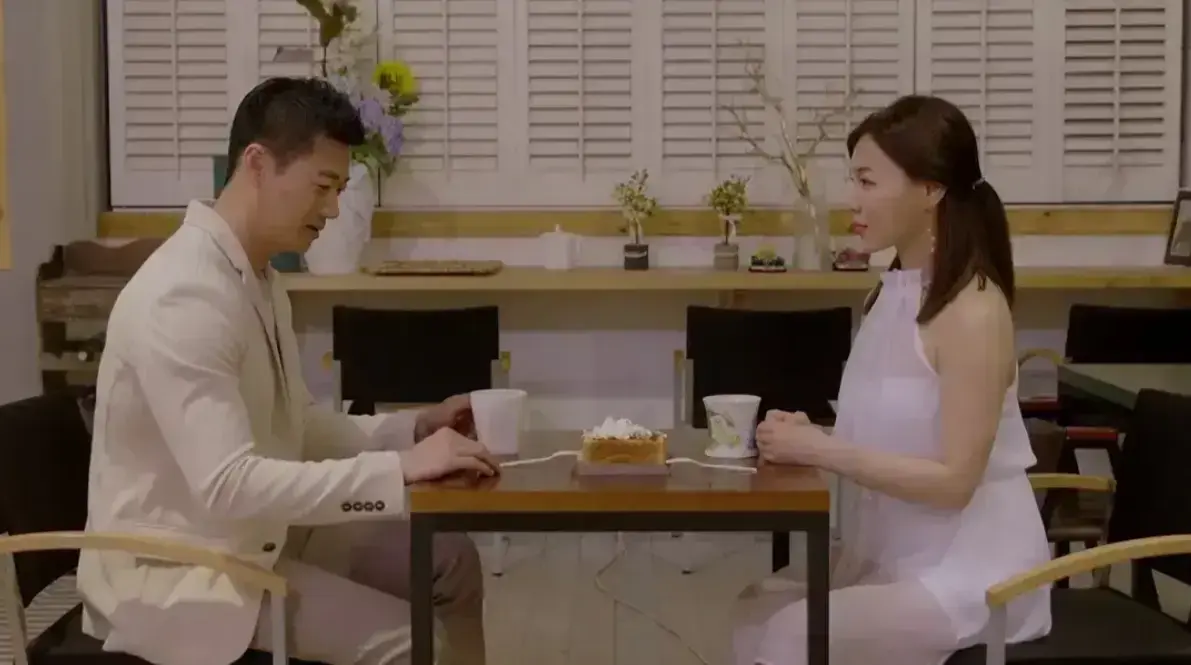 《邻居家妻子》韩影未删减1080P高清-我邻居的老婆韩语中字完整版-百度网盘夸克迅雷下载-《邻居家妻子》情感越界在线观看