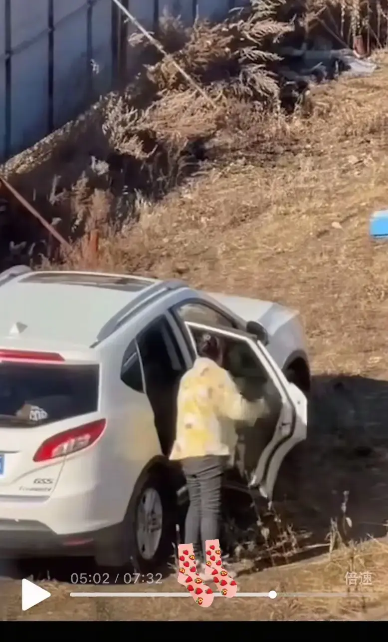 辽源吉DR3855雪地网红打卡视频 - 《吉DR3855传奇车》摇晃全集 - 无广告免费高清观看