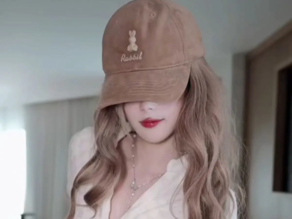 糖心vloG圣诞限定-饼干姐姐白菜妹妹视频合集-高清1080P在线播放-圣诞专属粉色战衣福利