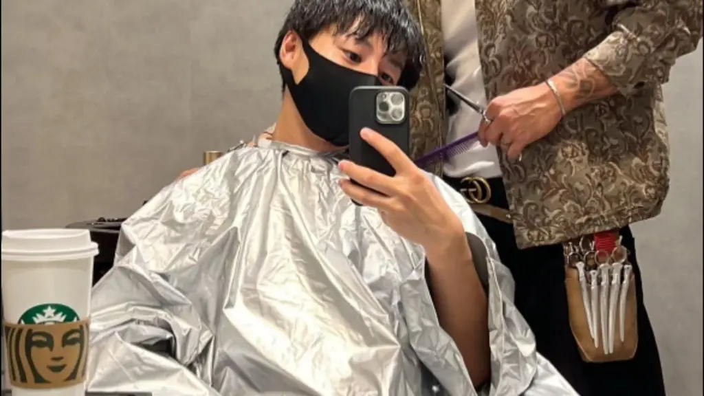 花臂夫夫免费观看高清完整版在线观看-《花臂/花臂老师/花臂凉太/花臂夫妇》10周年典藏版1-50集HD画质无删减-花臂凉太特别篇百度云/阿里云高速下载