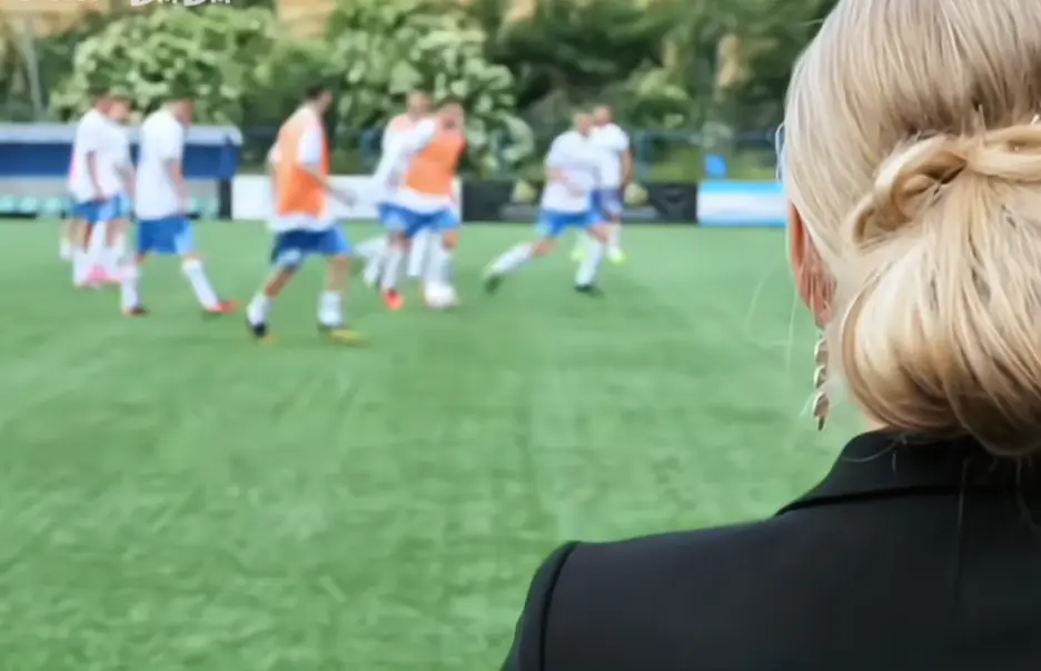 《足球队的女老板们》高清完整版免费观看-法国电影《Footballers'Moms》在线播放-足球女老板无广告全集