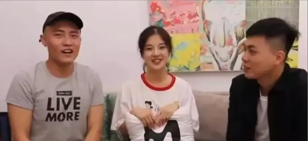 《兄妹蕉谈》未删减完整版免费在线观看-林予曦学生角色青春懵懂尽显-兄妹蕉谈全集资源蓝光超清无删版极速下载