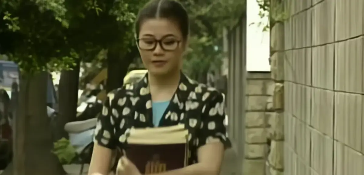 《师生畸恋》未删减高清完整版-洪晓芸主演师生禁忌之恋在线观看-1080P无广告免费观看《师生畸恋》全集