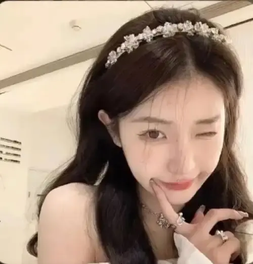 《李梨涡小睡神隐藏款》全集完整版在线观看 - 李梨涡小睡神隐藏款HD高清免费播放 - 1080P无删减资源